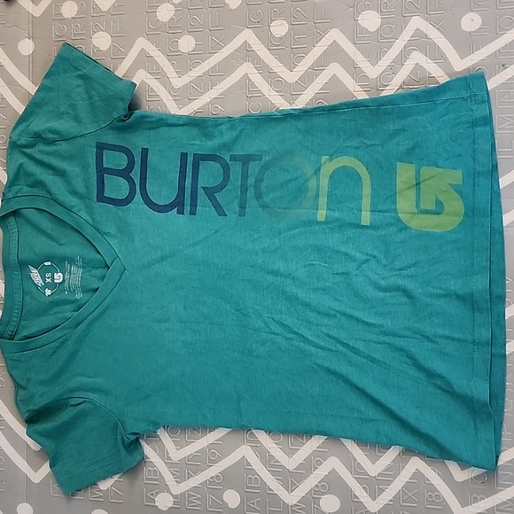 Women's XS T-shirts - Picture 12 of 16